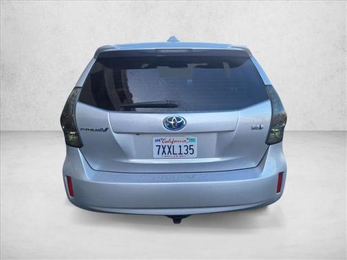 2014 Toyota Prius v Two