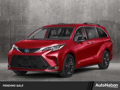 2025 Toyota Sienna XSE 7 Passenger