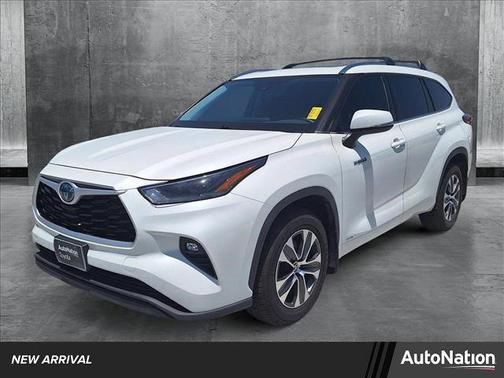 2021 Toyota Highlander Hybrid XLE