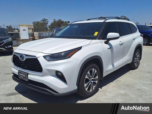 2021 Toyota Highlander Hybrid XLE