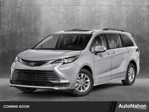 2025 Toyota Sienna LE