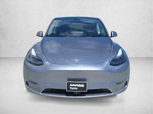 Silver/Gray 2024 Tesla Model Y Long Range Dual Motor All-Wheel Drive