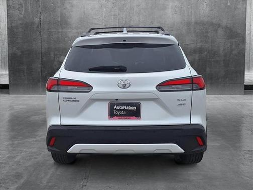 2023 Toyota Corolla Cross XLE