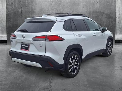 2023 Toyota Corolla Cross XLE