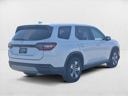 2023 Honda Pilot 2WD EX-L 8 Passenger