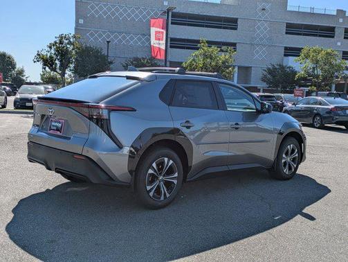 2025 Toyota bZ4X XLE