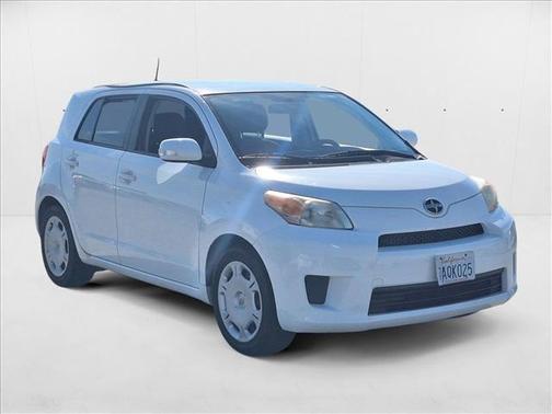 2013 Scion xD 10 Series