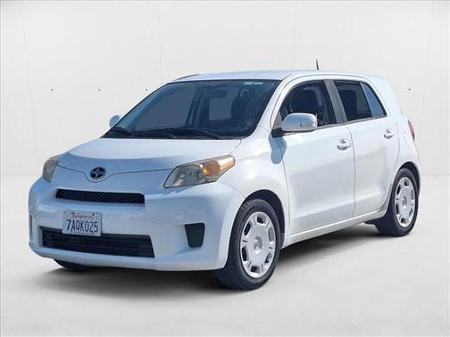 2013 Scion xD 10 Series