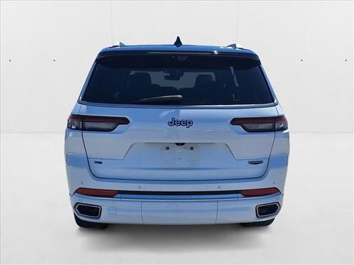 2022 Jeep Grand Cherokee L Summit