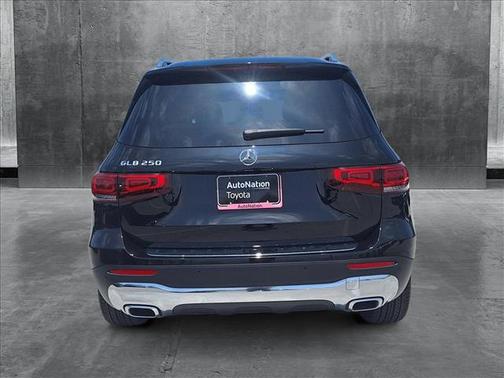 2023 Mercedes-Benz GLB 250 Base