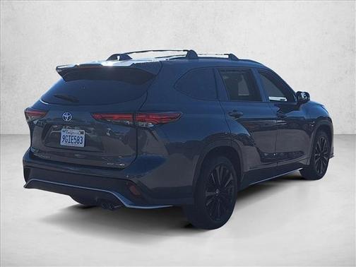 2023 Toyota Highlander XSE