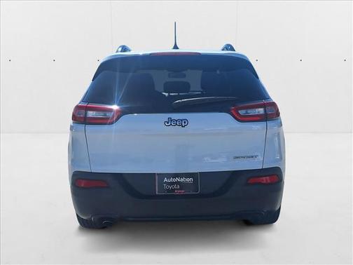 2015 Jeep Cherokee Sport