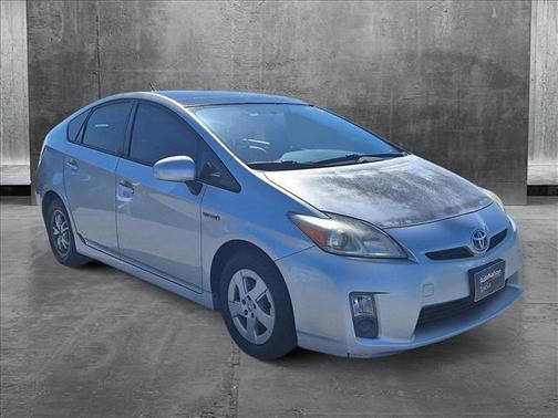 2010 Toyota Prius III