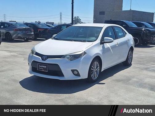 Super White 2014 Toyota Corolla LE Plus