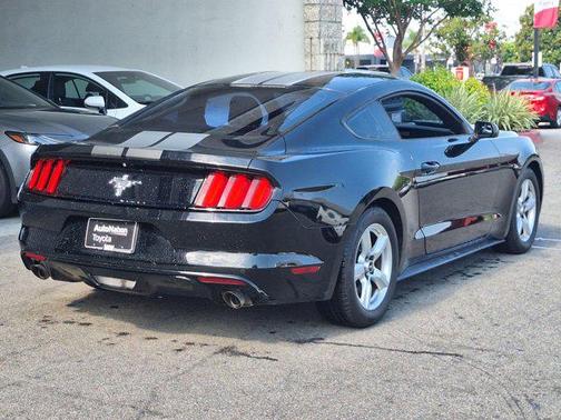 2016 Ford Mustang V6