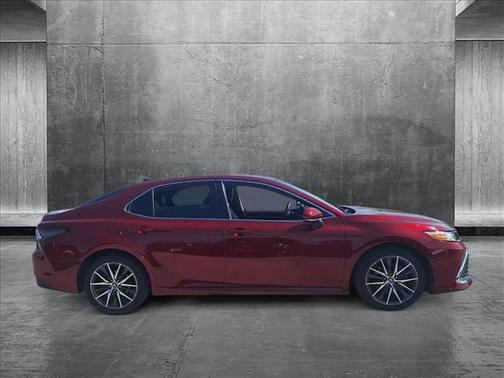 2022 Toyota Camry XLE