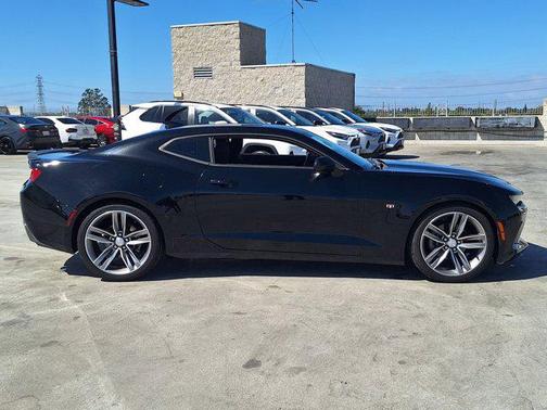2017 Chevrolet Camaro 1LT