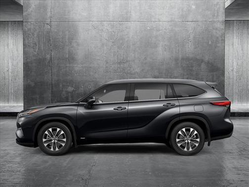 2025 Toyota Highlander Hybrid XLE