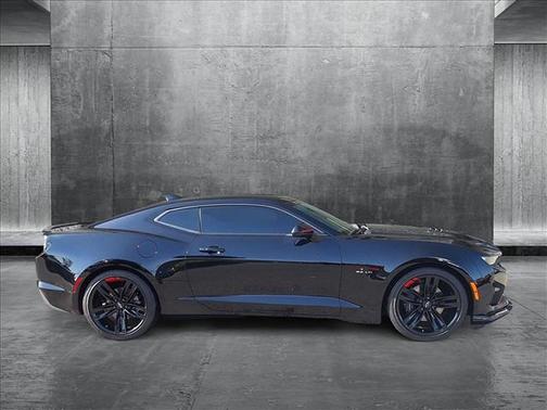 2023 Chevrolet Camaro RWD Coupe LT1
