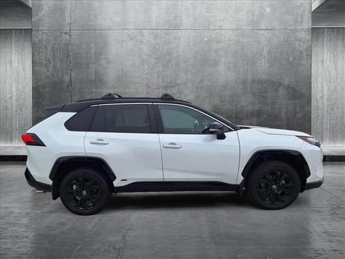 2023 Toyota RAV4 Hybrid SE