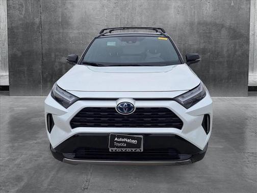 2023 Toyota RAV4 Hybrid SE