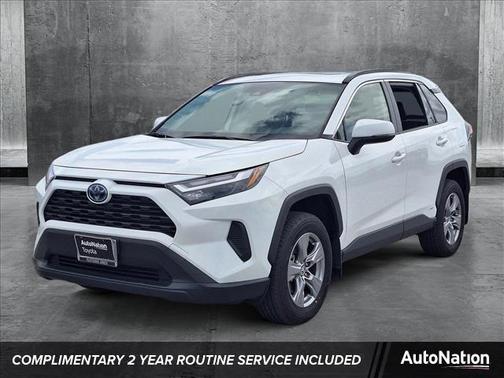 2024 Toyota RAV4 Hybrid XLE