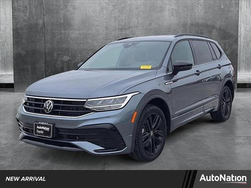 2022 Volkswagen Tiguan 2.0T SE R-Line Black