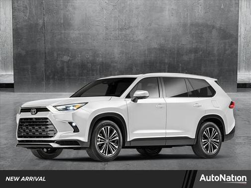 2025 Toyota Highlander Hybrid LE