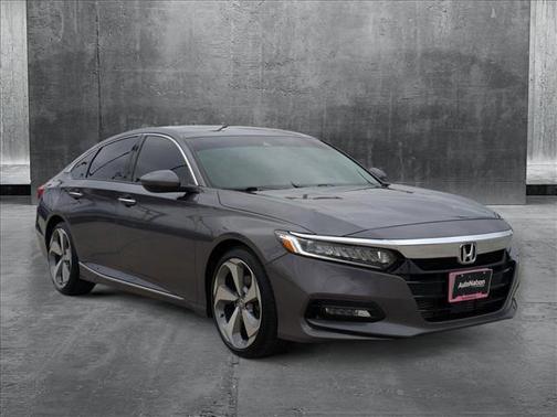 2019 Honda Accord Touring 2.0T
