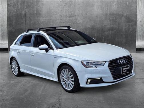 2017 Audi A3 e-tron 1.4T Premium