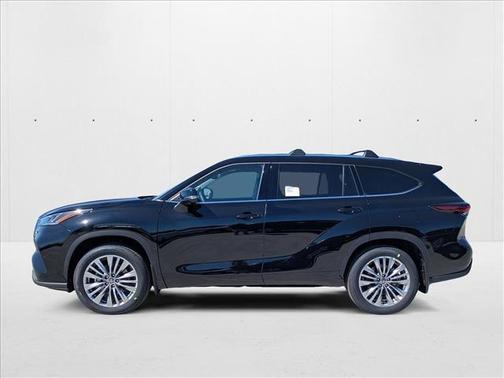 2025 Toyota Highlander Platinum