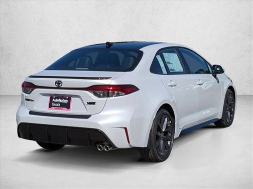 Wind Chill Pearl with Midnight Black Metallic roof [extra_cost_c 2026 Toyota Corolla XSE