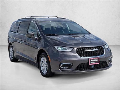 Granite Crystal Metallic Clearcoat 2022 Chrysler Pacifica Touring L