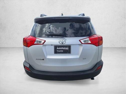 Classic Silver Metallic 2013 Toyota RAV4 LE