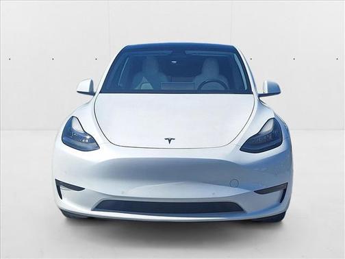 2021 Tesla Model Y Standard Range Rear-Wheel Drive