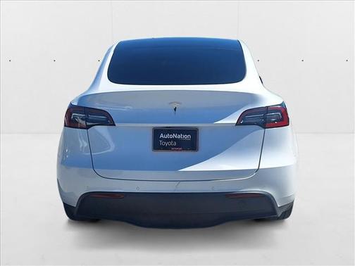 2021 Tesla Model Y Standard Range Rear-Wheel Drive