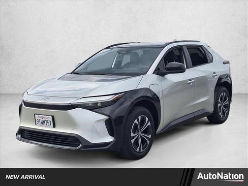 2025 Toyota bZ4X XLE