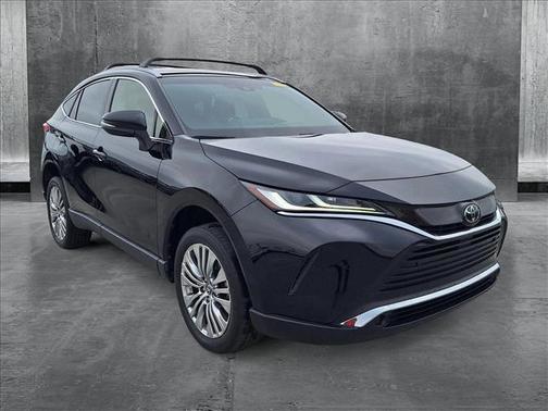2022 Toyota Venza XLE