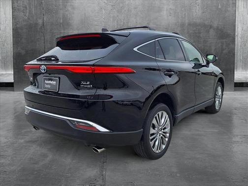 2022 Toyota Venza XLE