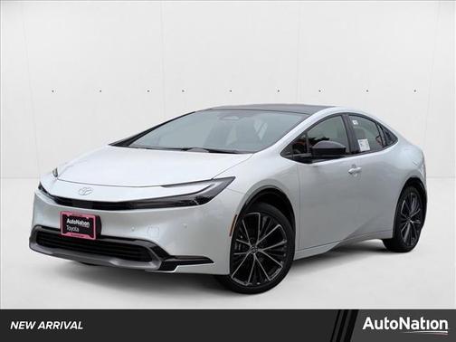 2025 Toyota Prius XLE