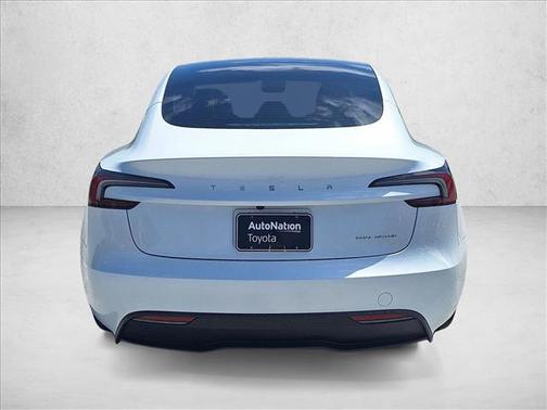 Pearl White Multi-Coat 2025 Tesla Model 3 Long Range