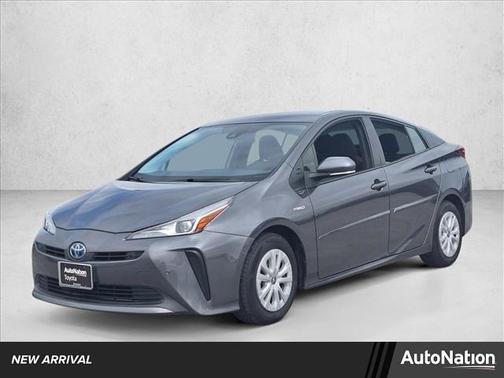 2022 Toyota Prius LE