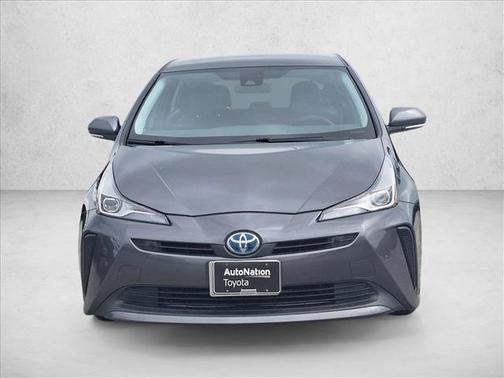 2022 Toyota Prius LE