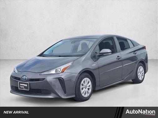 2022 Toyota Prius LE