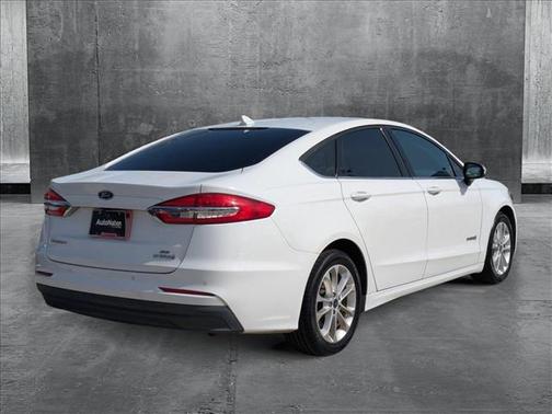 2019 Ford Fusion Hybrid SE