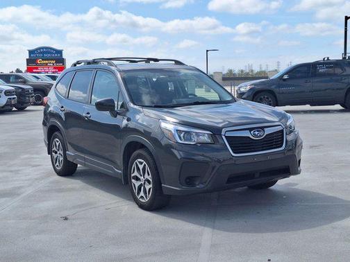 Dark Gray Metallic 2019 Subaru Forester Premium