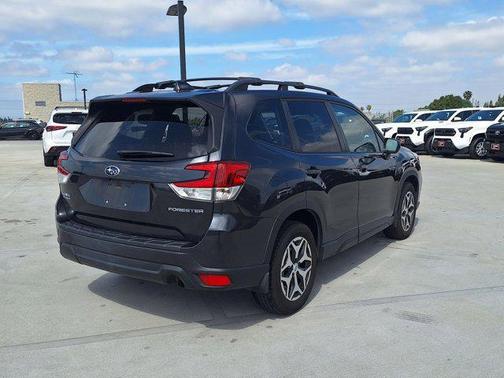 Dark Gray Metallic 2019 Subaru Forester Premium
