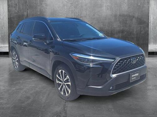 2022 Toyota Corolla Cross XLE
