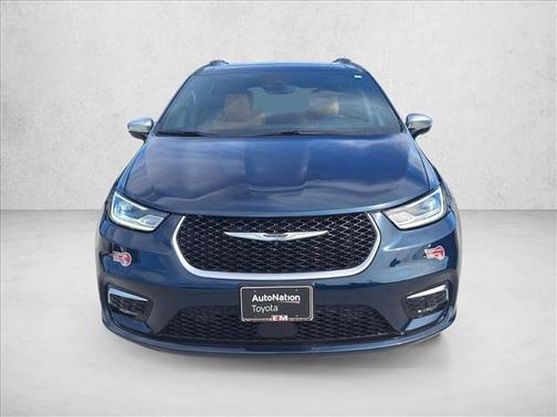 2023 Chrysler Pacifica L