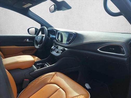 Fathom Blue Pearlcoat 2023 Chrysler Pacifica L